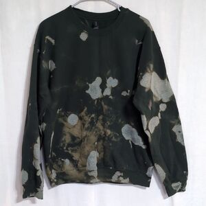 Gildan Heavy Blend Dark Green Bleach Dyed Crewneck Sweatshirt Size Medium